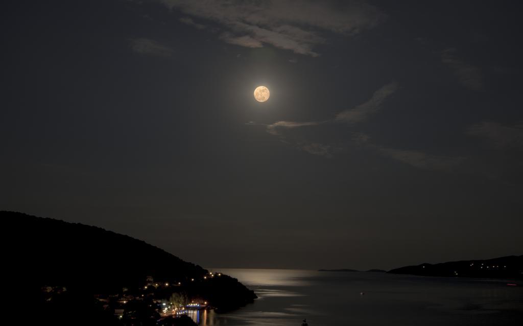 Stella Studios Poros Town 外观 照片